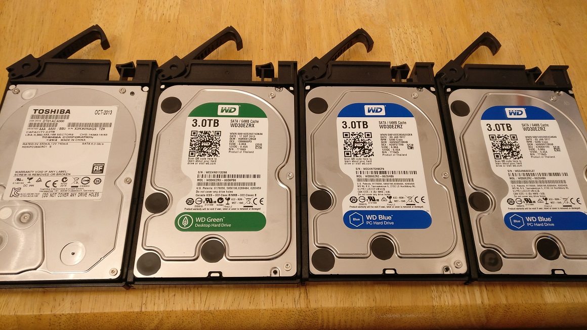 4x 3TB hdd ready to install